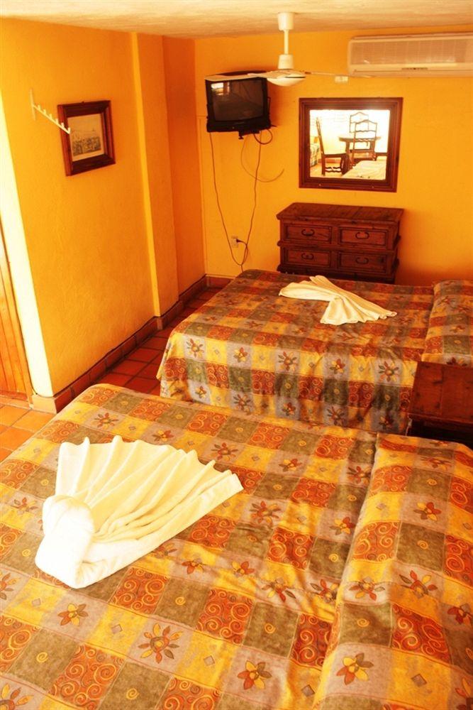 Casa Shaguiba Hotel Crucecita  Buitenkant foto