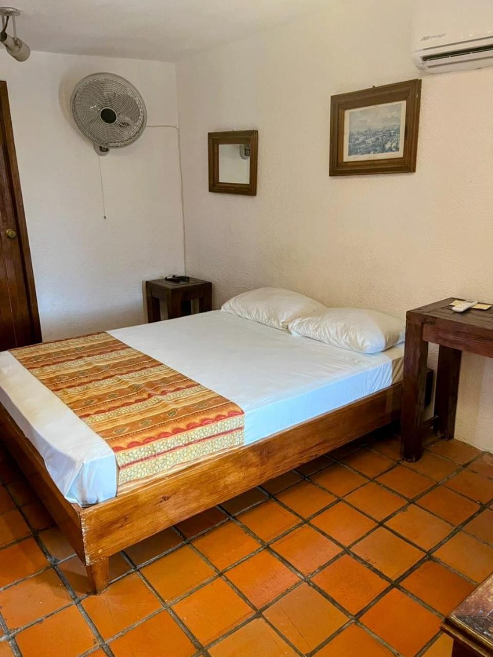 Casa Shaguiba Hotel Crucecita  Buitenkant foto