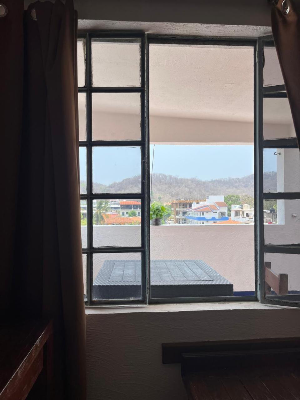 Casa Shaguiba Hotel Crucecita  Buitenkant foto