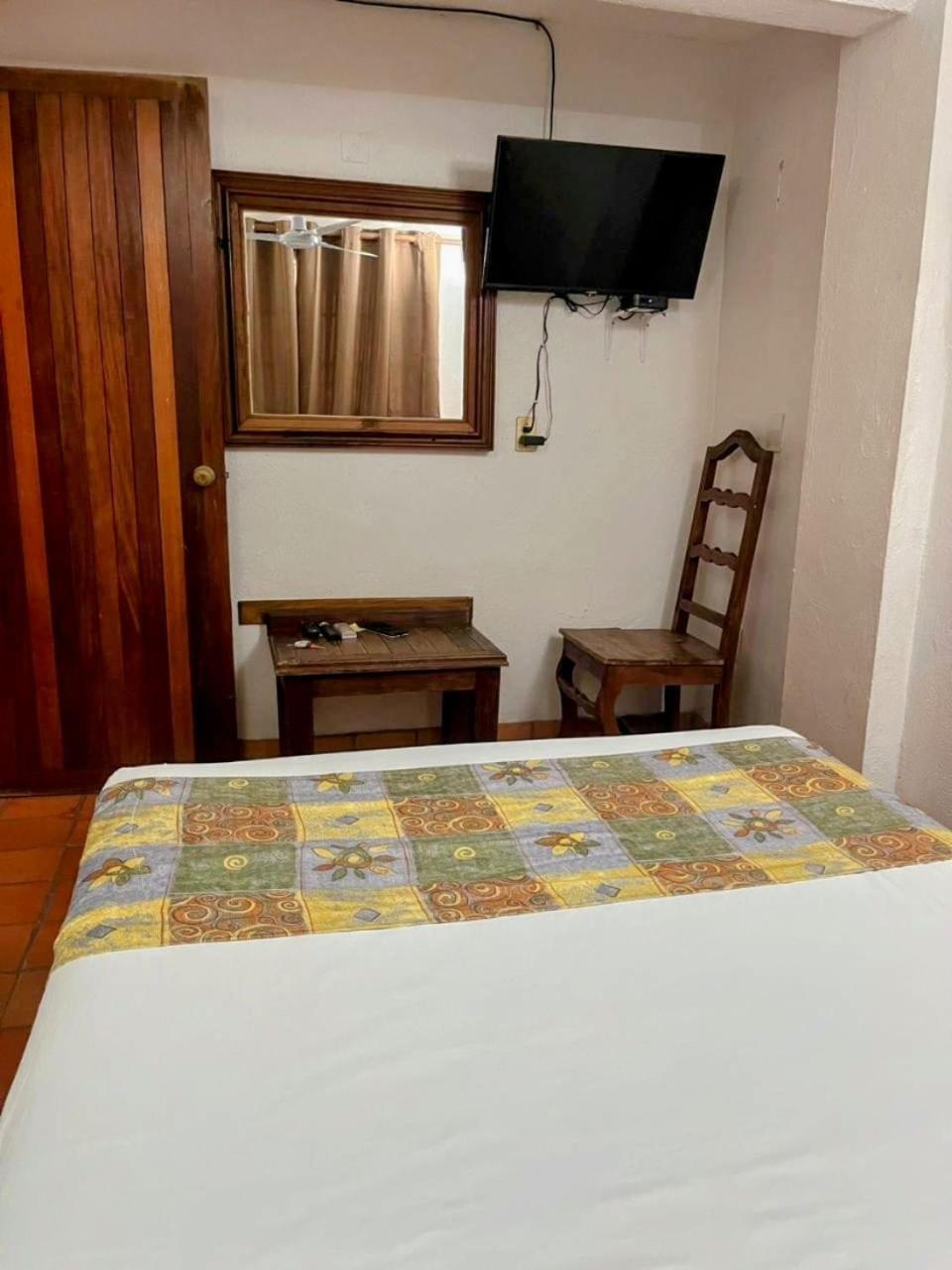 Casa Shaguiba Hotel Crucecita  Buitenkant foto