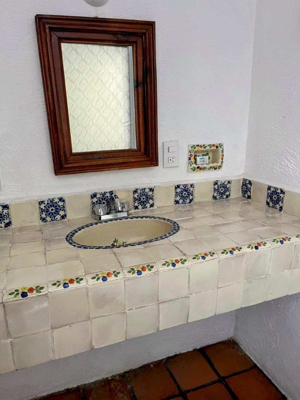 Casa Shaguiba Hotel Crucecita  Buitenkant foto