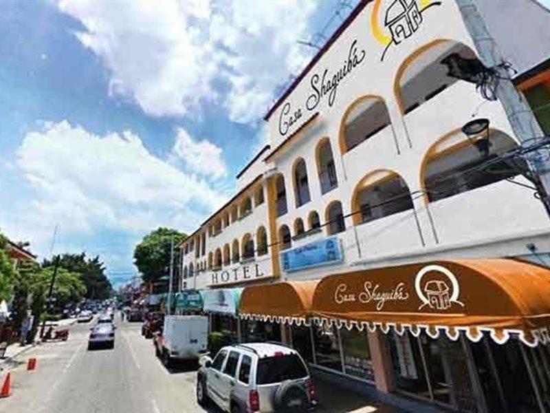 Casa Shaguiba Hotel Crucecita  Buitenkant foto